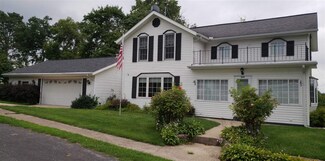 304 Jefferson St, Ridott, IL 61067