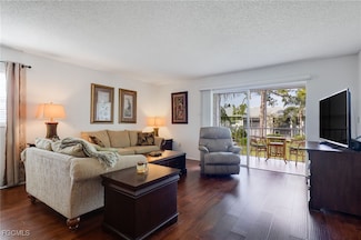 7056 Nantucket Cir Unit 8, North Fort Myers, FL 33917