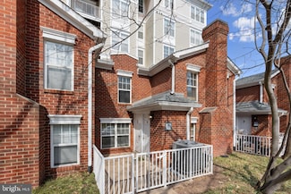 1625 International Dr Unit TH2, McLean, VA 22102