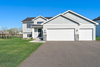 1120 7th Ave NE, Isanti, MN 55040