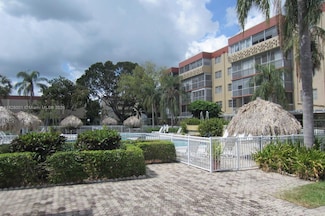 406 NW 68th Ave Unit 104, Plantation, FL 33317