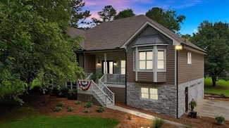 15 Split Oak Dr SW, Cartersville, GA 30120
