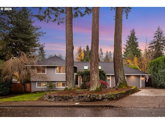 1463 Greentree Cir, Lake Oswego, OR 97034
