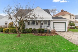 25 Charnwood Dr, Buffalo, NY 14215