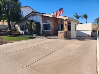 30557 Early Round Dr, Canyon Lake, CA 92587