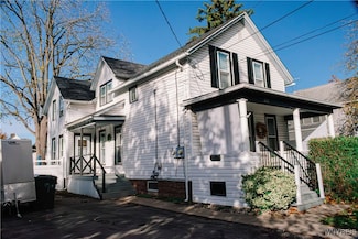228 Robinson St, North Tonawanda, NY 14120