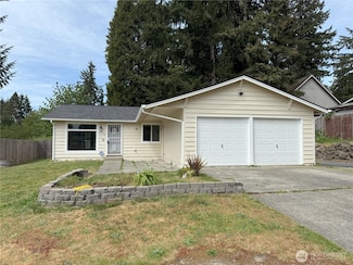 2333 Oak Dr, Steilacoom, WA 98388