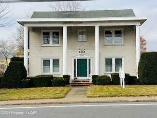 409 N Main St, Old Forge, PA 18518