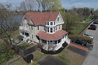 11 Spaulding St Unit 1, Wakefield, MA 01880