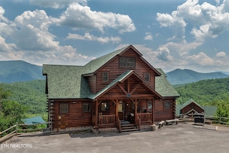 3059 Hickory Lodge Dr, Sevierville, TN 37862