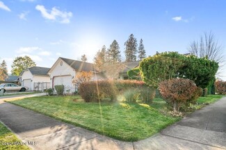702 E Autumn Crest Loop, Post Falls, ID 83854