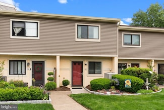 49 Ash Stoker Ln, Horsham, PA 19044