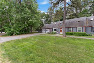 22 Ward Cir, Brunswick, ME 04011