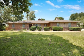 3814 S Outer Belt Rd, Oak Grove, MO 64075