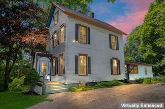 12 Eastern Ave, Boothbay Harbor, ME 04538
