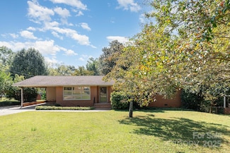 1303 Hunt St, Shelby, NC 28152