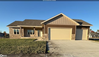 400 W 12th Ave N, Clear Lake, IA 50428