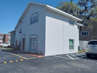 5708 Townhouse Dr, New Port Richey, FL 34652