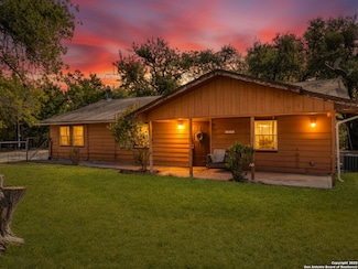 2019 N Park Rd, Canyon Lake, TX 78133