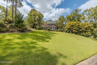667 Monticlair Dr, Macon, GA 31210
