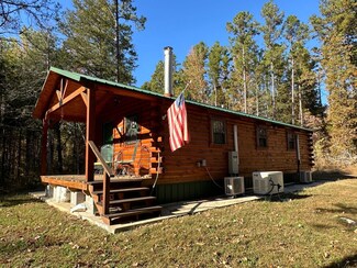 1917 Little Red River Rd, Marshall, AR 72650