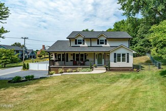 2805 Avondale Dr, Johnson City, TN 37604