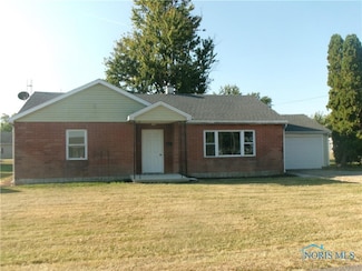 209 W Broadway St, Leipsic, OH 45856
