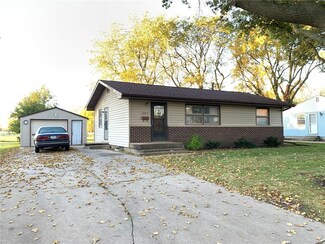 1202 W South St, Winterset, IA 50273