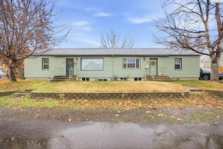 606 Torbett St, Richland, WA 99354