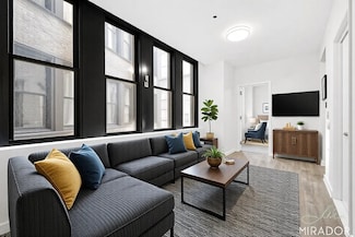 15 Park Row Unit 18D, New York, NY 10038