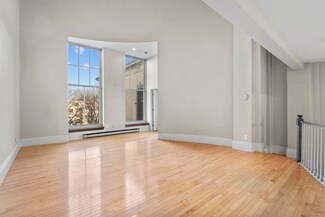 350 W 4th St Unit 413, Boston, MA 02127