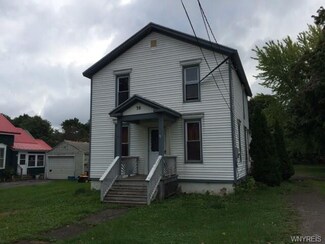 38 Genesee St, Attica, NY 14011