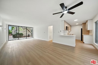 305 San Vicente Blvd Unit 104, Santa Monica, CA 90402