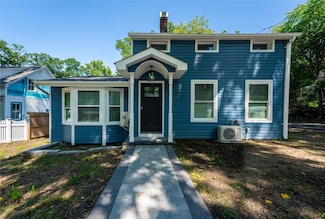389 Main St, Setauket, NY 11733