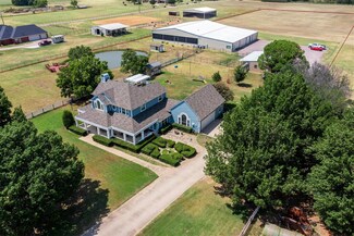 1601 E Blackjack Rd, Pilot Point, TX 76258