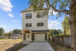 175 Second Point Rd, Warwick, RI 02889