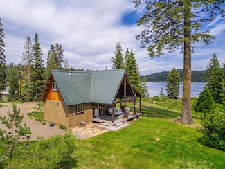 7668 Hyatt Prairie Rd, Ashland, OR 97520