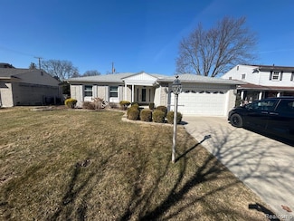 15053 Inbrook Dr, Plymouth, MI 48170