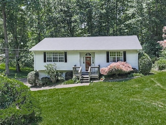301 Jetta Ln, Canton, GA 30115