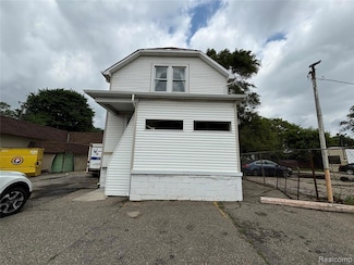 11429 E 8 Mile Rd, Warren, MI 48089