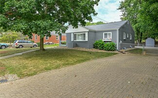 122 Elfinwild Ln, Glenshaw, PA 15116