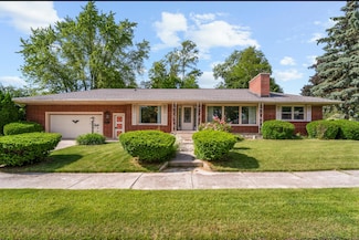 2326 Illinois Ave, New Holstein, WI 53061