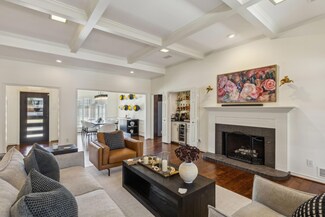 18711 Amador Ave, Dallas, TX 75252