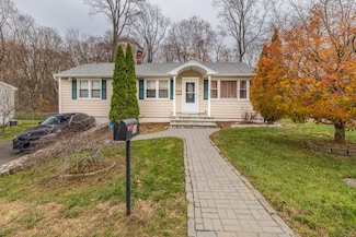 90 Sequoia Rd, Bridgeport, CT 06606