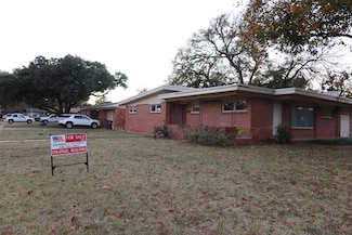 4500 Mccrory Ave, Wichita Falls, TX 76308