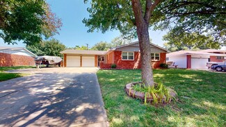 1044 N Westlink Ave, Wichita, KS 67212