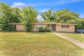 5512 Meadowbrook Dr, Fort Worth, TX 76112