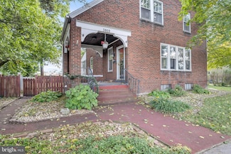3869 Brisban St, Harrisburg, PA 17111