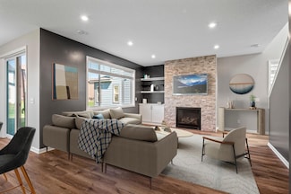 9930 Zilla St NW, Coon Rapids, MN 55433