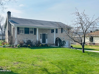3458 Glendale Rd, Hollidaysburg, PA 16648